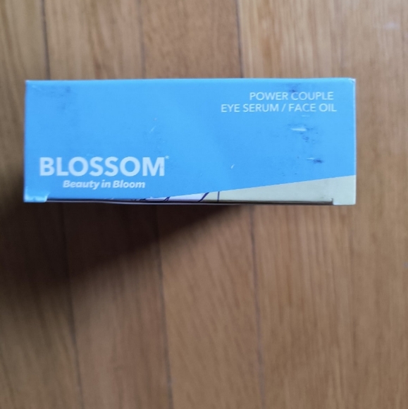 Blossom Power Couple Eye serum/ Face oil - Picture 4 of 5